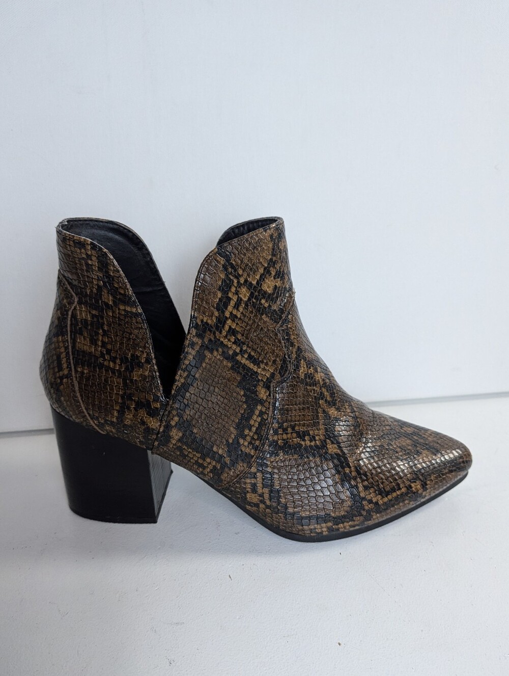 Lane Bryant Women's Ankle Boots Bootie Shoes brown animal print size 10 wide euc